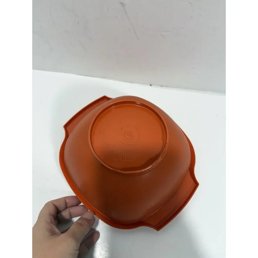 Set Of 2 Tupperware Servalier Bowl Yellow 9” W/ Lid: 837-4, Orange 8” Lid 839-16